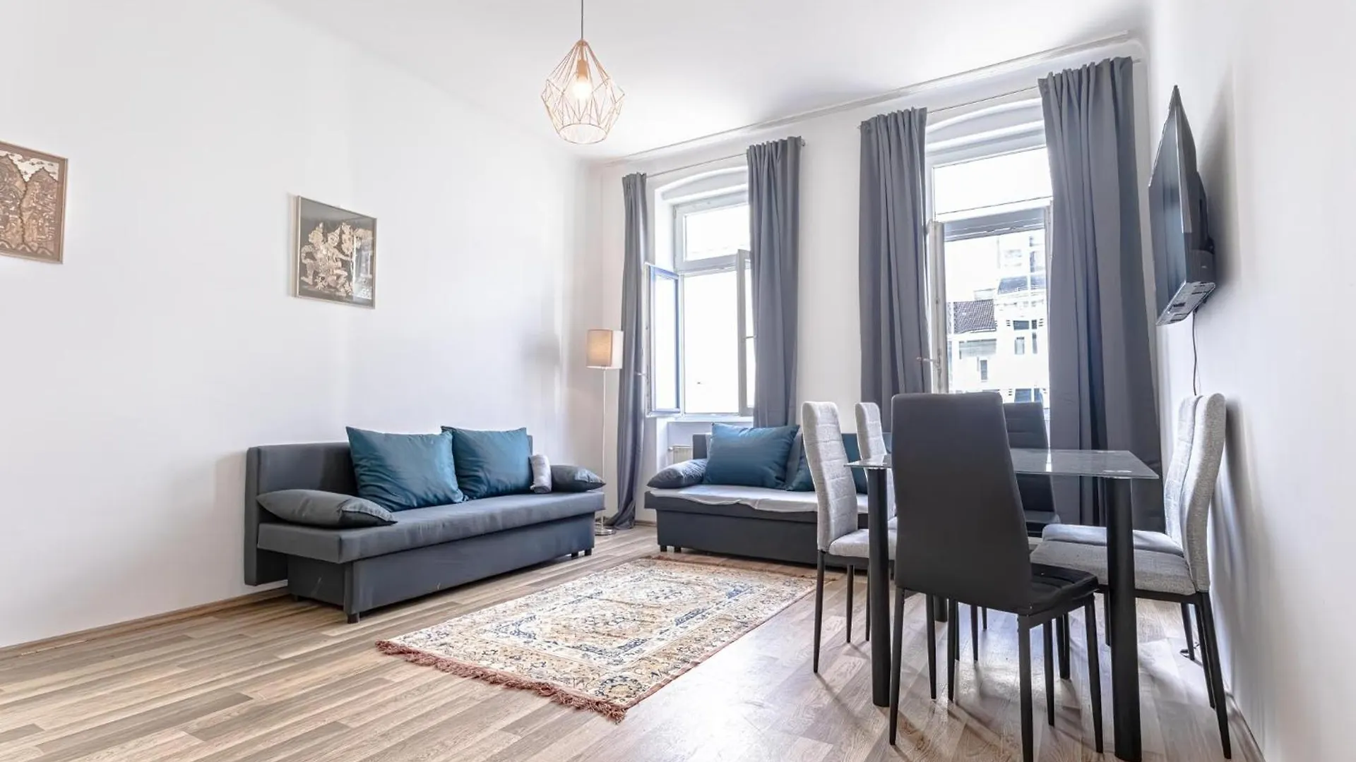Apartment Explore Vienna 2Br And 1Lr Retreat Near Westbahnhof Austria